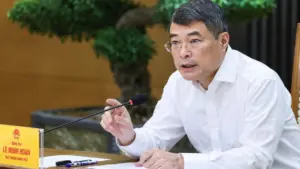 Thủ tướng: Quản chặt giá thành từ gốc với thuốc, thiết bị y tế, kiên quyết loại bỏ chi phí trung gian. Chi tiết ngay!