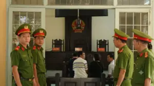 Sáng nay xét xử tài xế gây tai nạn khiến nữ sinh 14 tuổi tử vong. Cập nhật diễn biến ngay!