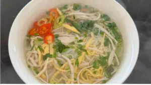 Nguyên tắc 4 đủ cho bữa sáng giúp dân công sở duy trì sự tỉnh táo, tập trung và kiểm soát cân nặng, theo khuyến nghị của chuyên gia dinh dưỡng.
