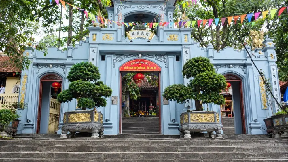 Đề nghị truy tố nguyên phó chủ tịch xã và các đồng phạm trong vụ án tham ô hơn 6 tỷ đồng tiền công đức tại đền Công đồng Bắc Lệ, Lạng Sơn.