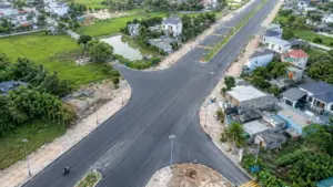 Đường Voi - Sầm Sơn đang được đẩy nhanh tiến độ thi công, phấn đấu hoàn thành vào cuối năm 2026. Tuyến đường dài 11,7 km có gì đáng chú ý?