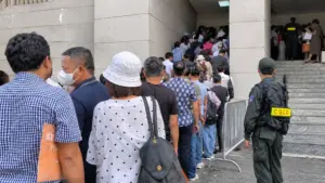 Nữ bị hại vụ Mr Pips khai bị 20 côn đồ đến nhà 'truy sát', phải trốn ra nước ngoài. Chi tiết ngay!