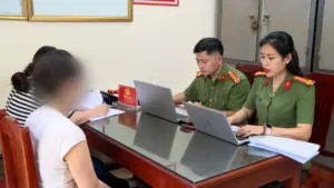Công an Thanh Hóa triệu tập 30 người liên quan vụ giao dịch 15.000 tỉ đồng qua máy POS. Cơ quan An ninh điều tra đang làm rõ vụ việc. Xem chi tiết ngay!
