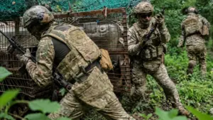Binh sĩ Ukraine bí mật luồn sâu 1,5 km dưới lòng đất tập kích hậu tuyến Nga, hạ nhiều đối thủ và kiểm soát vị trí chiến lược.